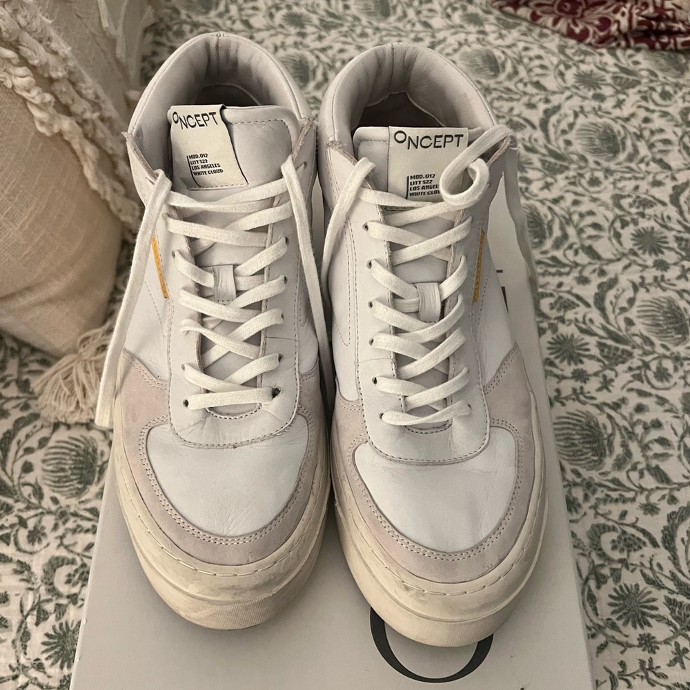 Oncept Sneakers